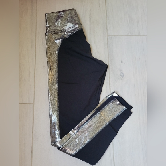 Noli Tempo Leggings Size Small Black and Silver *NWOT* - Picture 1 of 6